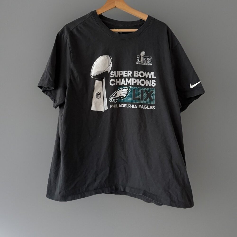 Nike Philadelphia Eagles Super Bowl Champions LIX Woman’s Size‎ XXL New Orleans